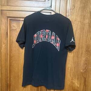 Jordan Men's Holiday Plaid Logo Black Short Sleeve T-Shirt